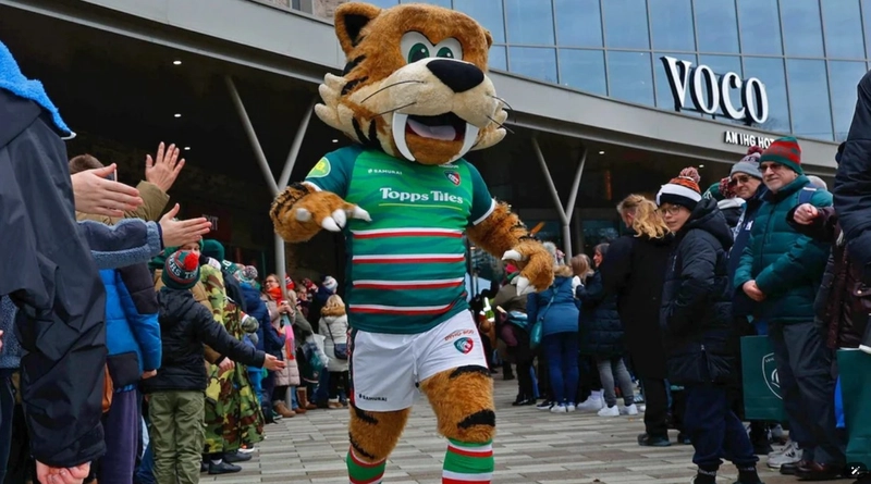 sports mascots